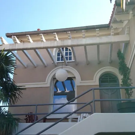 Chambre D'hotes Les Tilleuls فندق مبيت وإفطار مييو